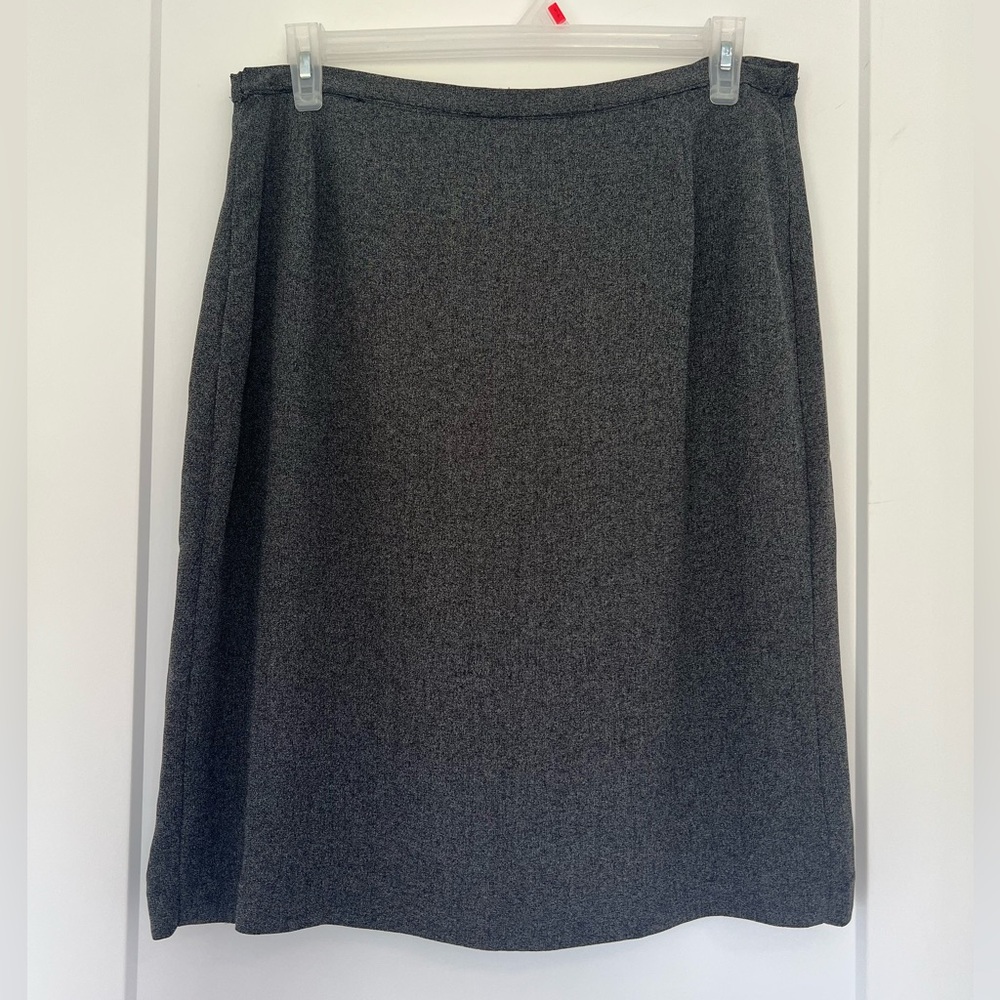 High-waisted Grey Pencil Skirt
